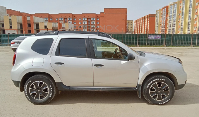 Renault Duster 2020 года