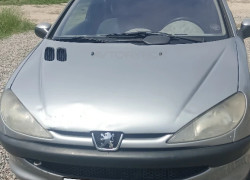Peugeot 206 2002 года