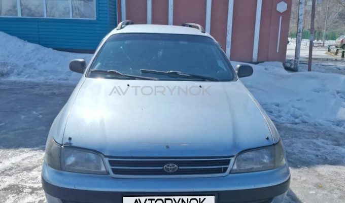 Toyota Carina E 1995 года