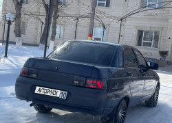 ВАЗ (Lada) 2110 2003 года