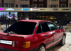 Audi 80 1990 года