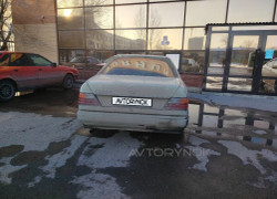 Mercedes-Benz E-Класс 1991 года
