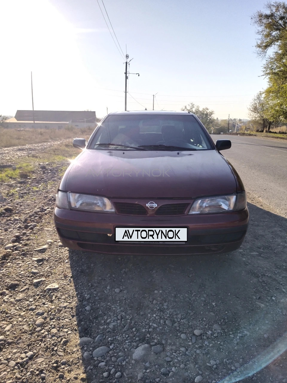 Nissan Almera, 1996