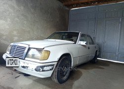Mercedes-Benz E-Класс 1989 года