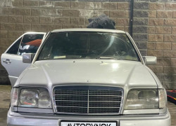 Mercedes-Benz E-Класс 1994 года
