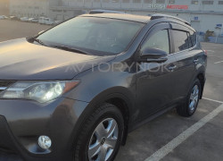 Toyota RAV4 2013 года