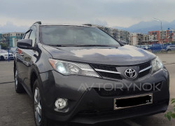 Toyota RAV4 2013 года