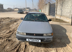 Mitsubishi Colt 1992 года