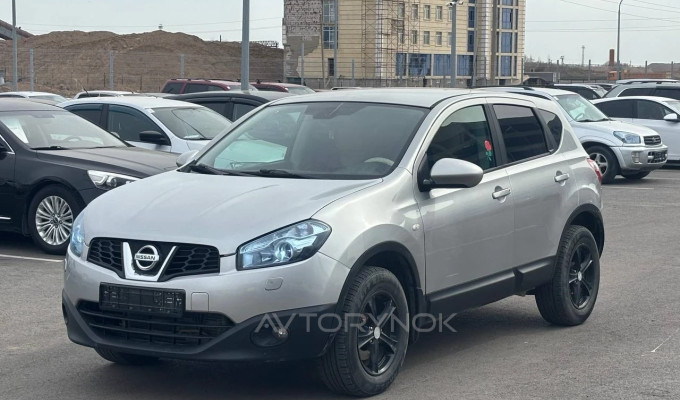 Nissan Qashqai 2012 года