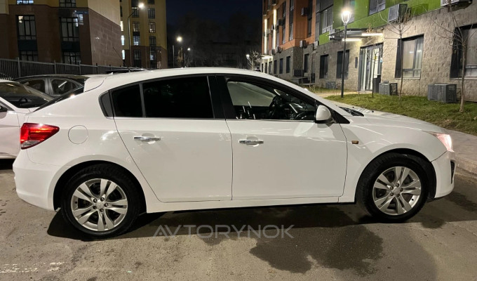Chevrolet Cruze 2013 года