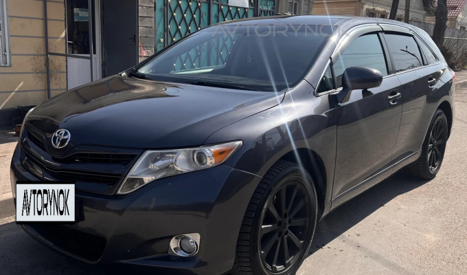 Toyota Venza 2010 года