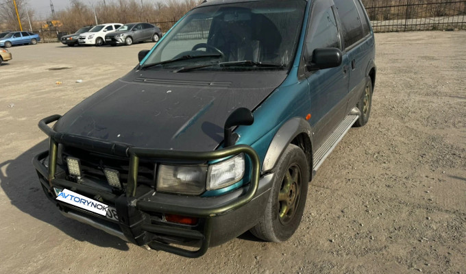 Mitsubishi RVR 1997 года