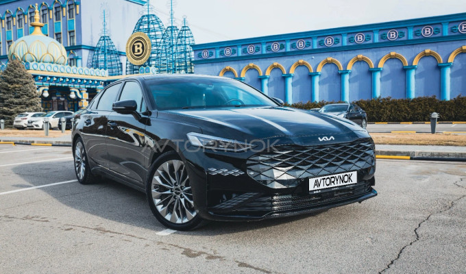 Kia K8 2022 года