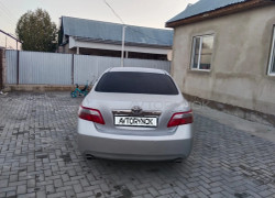 Toyota Camry 2011 года