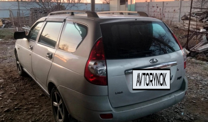 ВАЗ (Lada) Priora 2012 года