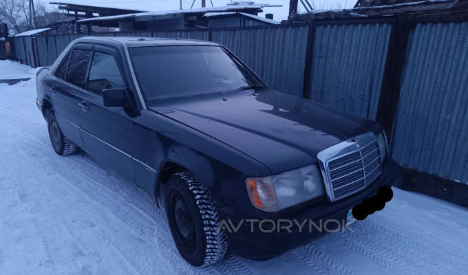 Mercedes-Benz E-Класс 1992 года