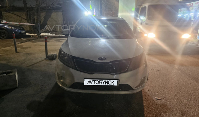 Kia Rio 2014 года