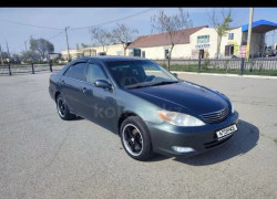 Toyota Camry 2001 года