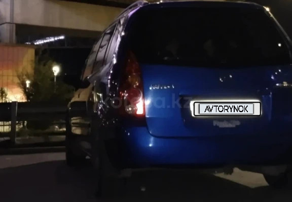 Mazda Premacy 2001 года