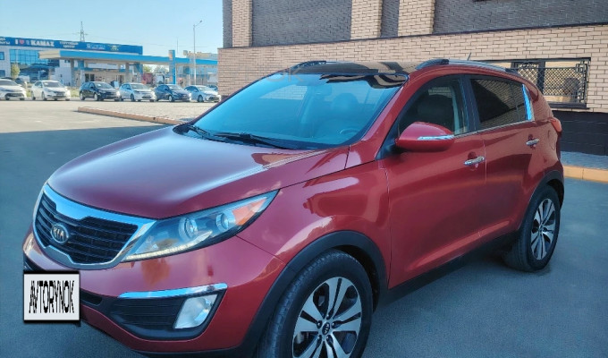Kia Sportage 2010 года