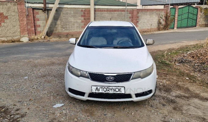 Kia Cerato 2012 года