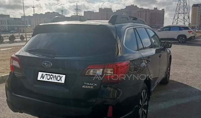 Subaru Outback 2016 года