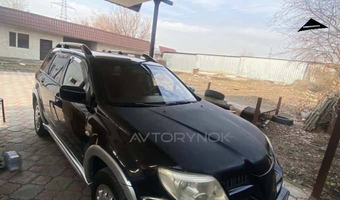 Mitsubishi Outlander 2006 года