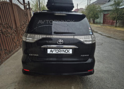 Toyota Estima 2009 года
