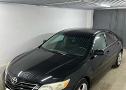 Toyota Camry 2009 года