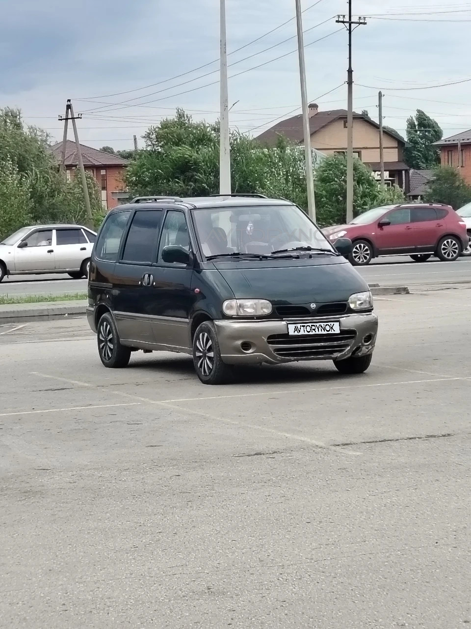 Nissan Serena, 1998