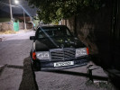 Mercedes-Benz E-Класс 1990 года