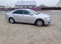 Toyota Camry 2011 года