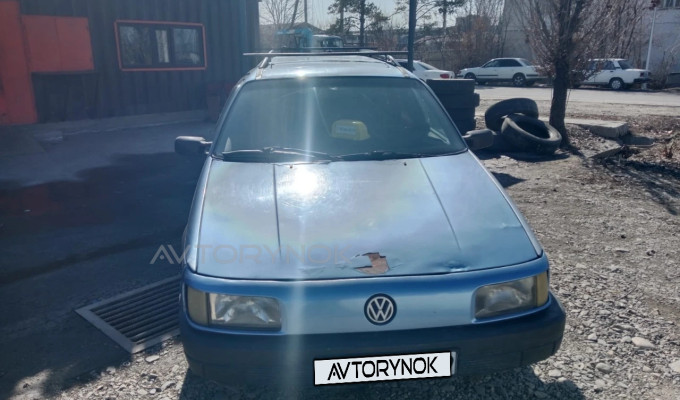 Volkswagen Passat 1992 года