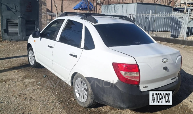 ВАЗ (Lada) Granta 2013 года
