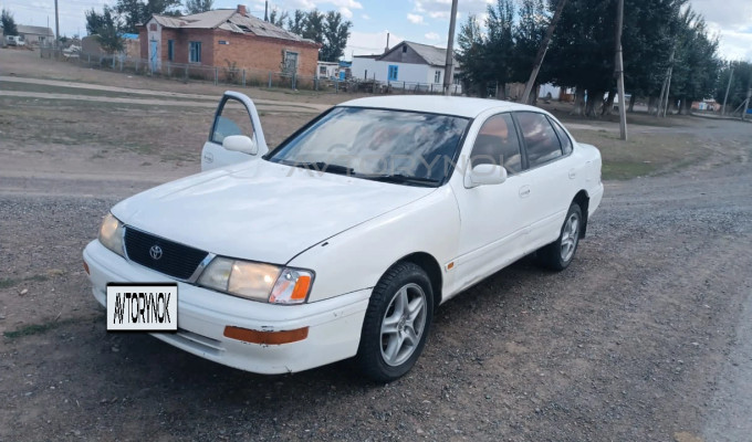 Toyota Avalon 1996 года