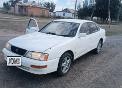Toyota Avalon 1996 года
