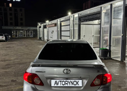 Toyota Corolla 2010 года