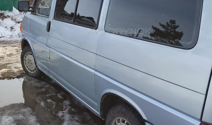 Volkswagen Transporter 1993 года