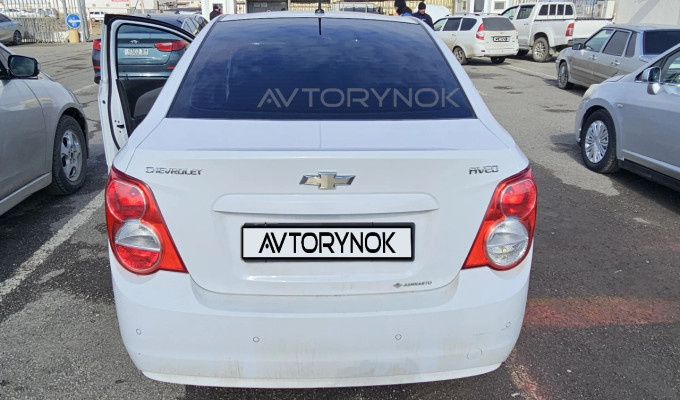 Chevrolet Aveo 2014 года