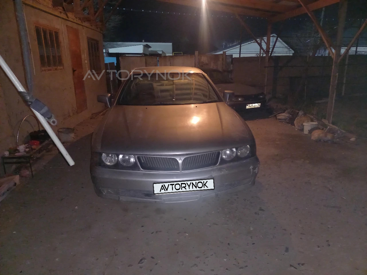 Mitsubishi Diamante, 1996