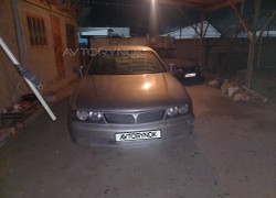 Mitsubishi Diamante 1996 года