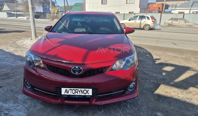 Toyota Camry 2014 года