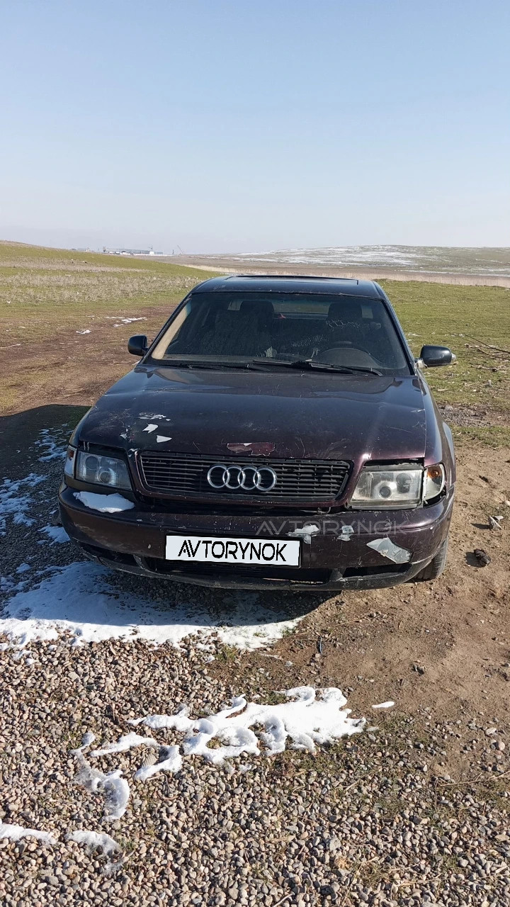 Audi A8, 1995