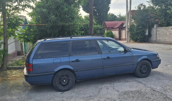 Volkswagen Passat 1995 года