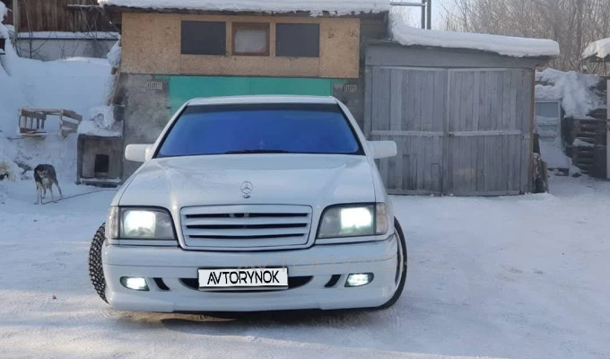 Mercedes W124 бампер