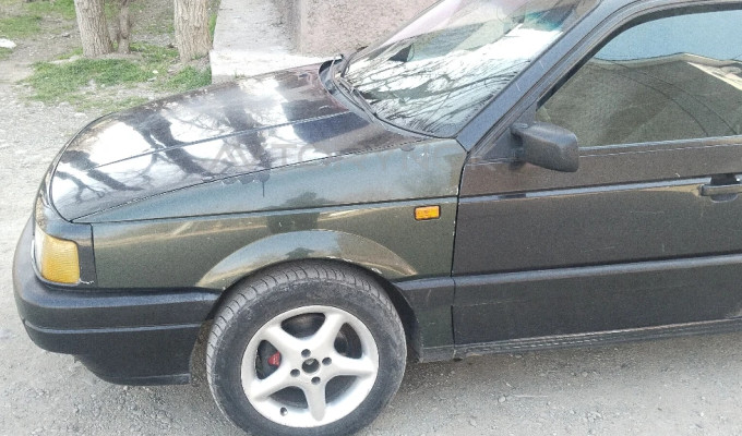 Volkswagen Passat 1992 года