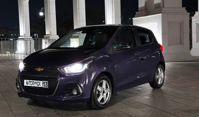 Chevrolet Spark 2017 года