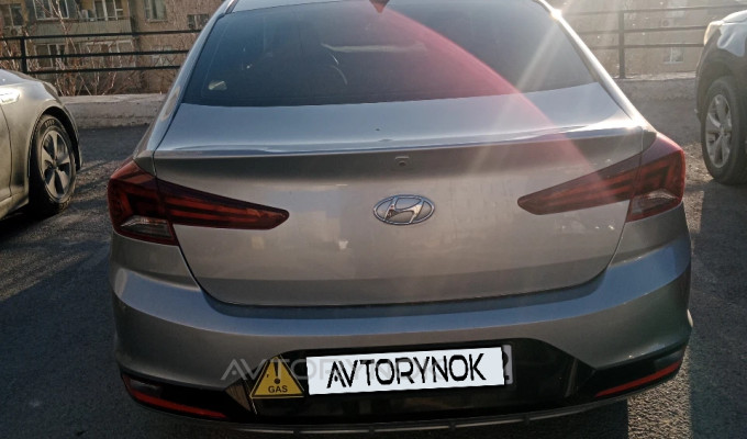 Hyundai Elantra 2020 года