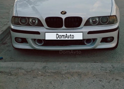 BMW M5 2002 года