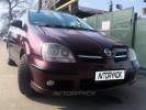 Nissan Almera Tino 2004 года